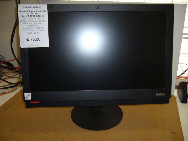 Lenovo Thinkcentre M900Z