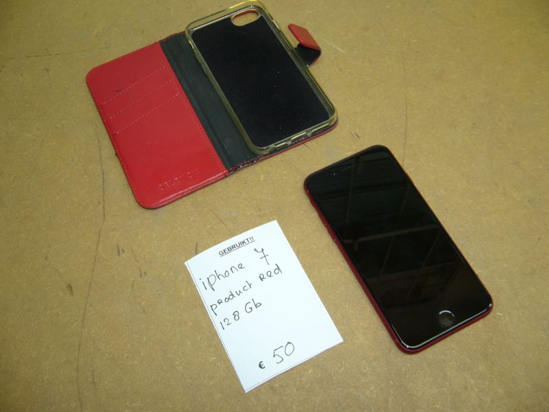 iPhone 7  Product RED